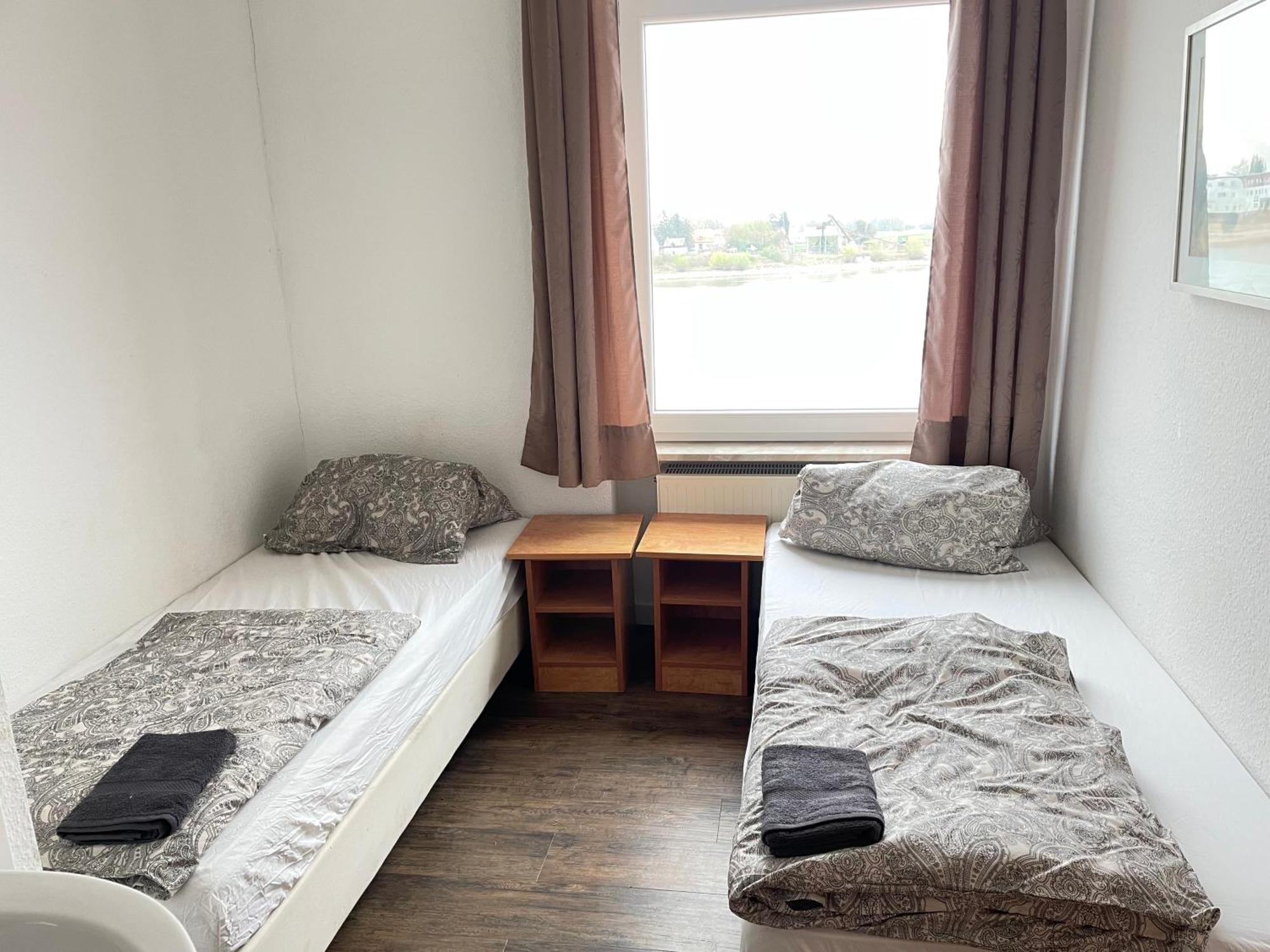 Pension Nierstein Bei Mainz エクステリア 写真